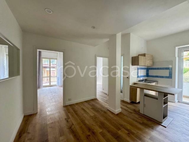 Trilocale in vendita a Roma via Cassia, 595, Cassia San Godenzo