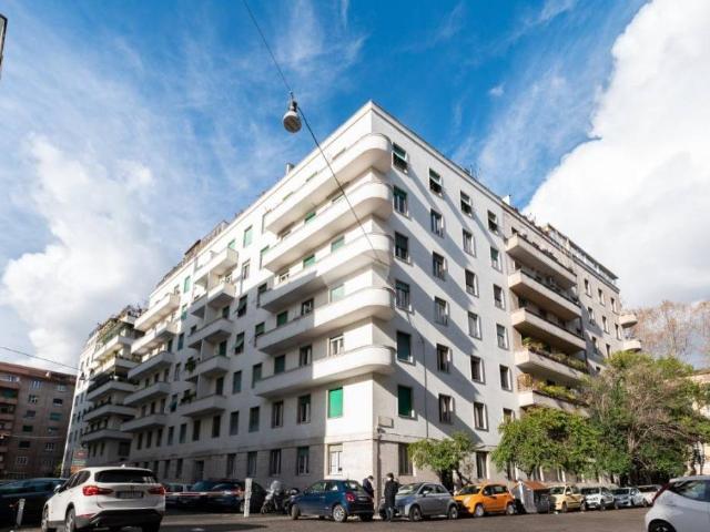 Trilocale in vendita a Roma via Cosseria, Prati