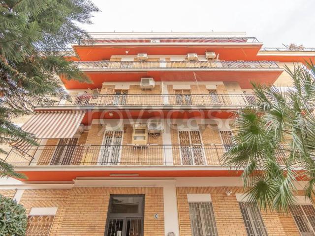 Trilocale in vendita a Roma via dei Fiori, 2b, Alessandrino Torre Spaccata
