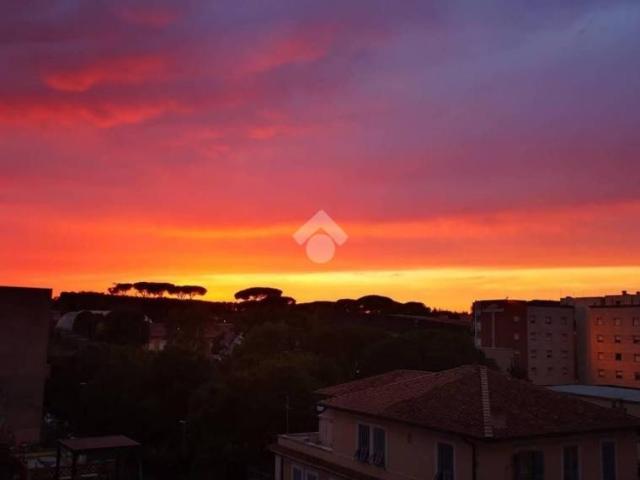Trilocale in vendita a Roma via dei Quintili, 83, Quadraro