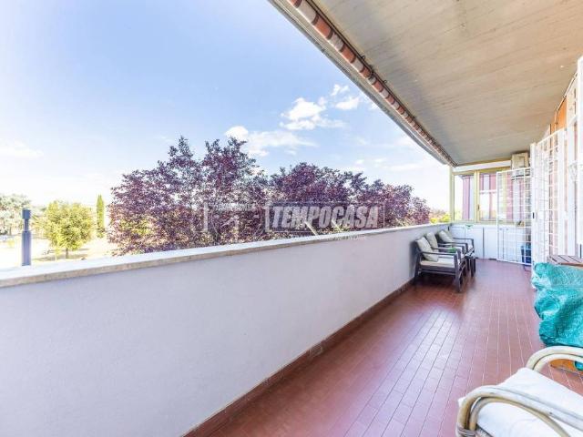 Trilocale in vendita a Roma via delle Rupicole 51, Tor Tre Teste Torre Maura