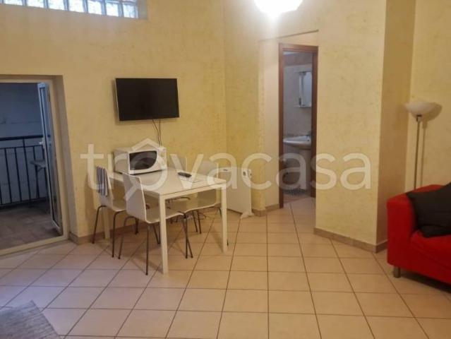 Trilocale in vendita a Roma via di Passo Lombardo, 25, Tor Vergata