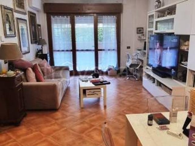 Trilocale in vendita a Roma via Giorgio De Lullo, Malafede