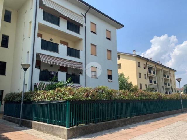 Trilocale in vendita a Rovato via San Fermo, 6
