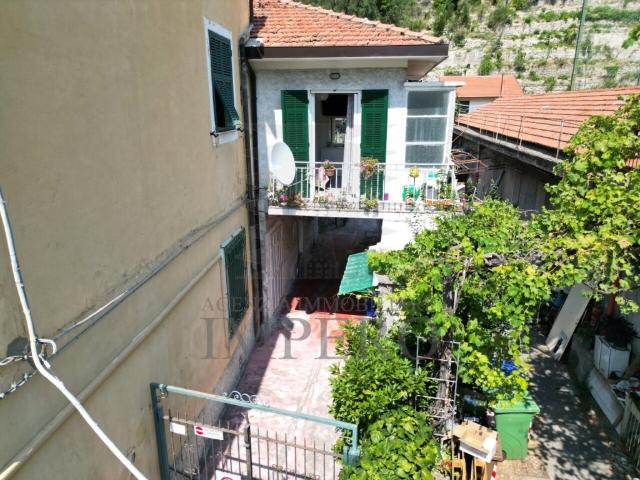 Trilocale in vendita a Roverino, Ventimiglia