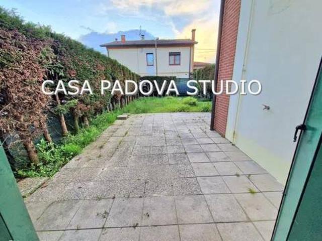 Trilocale in vendita a Saonara, Villatora