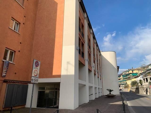 Trilocale in vendita a Salò via Brunati