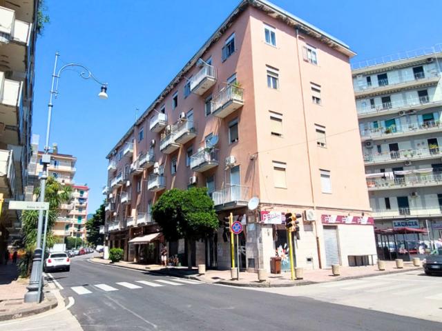 Trilocale in vendita a Salerno