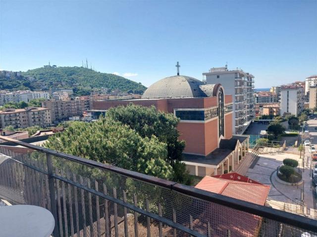 Trilocale in vendita a Salerno via Giacomo Costa 16