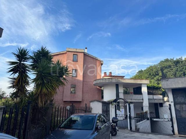 Trilocale in vendita a Salerno via Panoramica, Irno Brignano