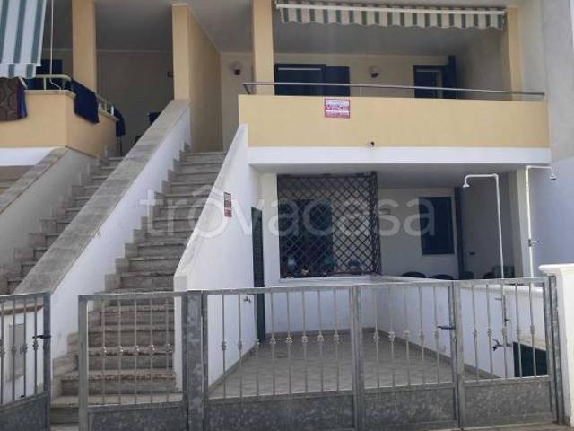 Trilocale in vendita a Salve via Attendolo, 48, Torre Pali