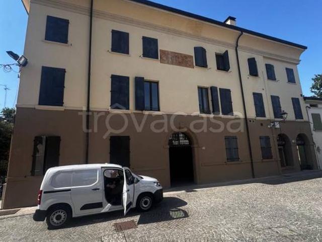 Trilocale in vendita a San Felice sul Panaro largo Posta, 33