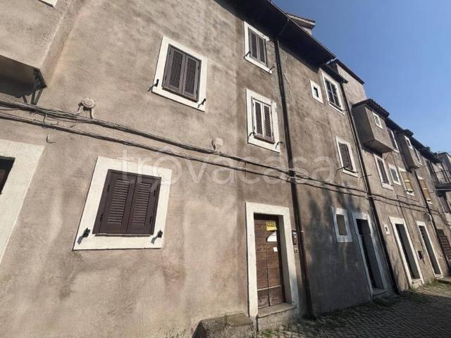 Trilocale in vendita a San Gregorio da Sassola via Borgo Pio