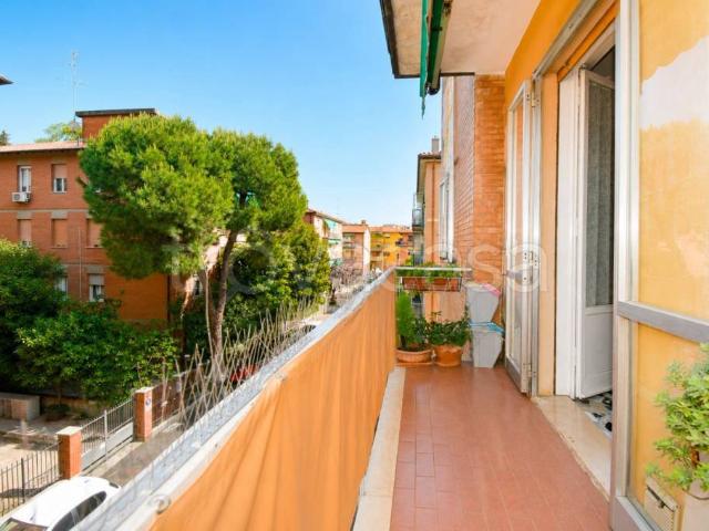 Trilocale in vendita a San Lazzaro di Savena via Milano, 7