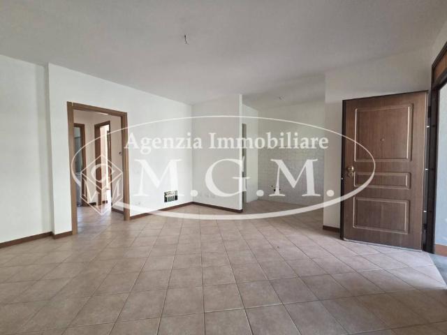 Trilocale in vendita a Santa Maria a Monte via Crinale