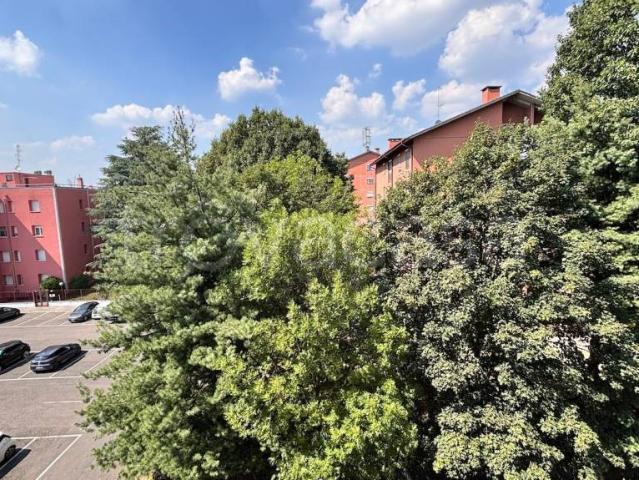 Trilocale in vendita a Saronno via Fiume