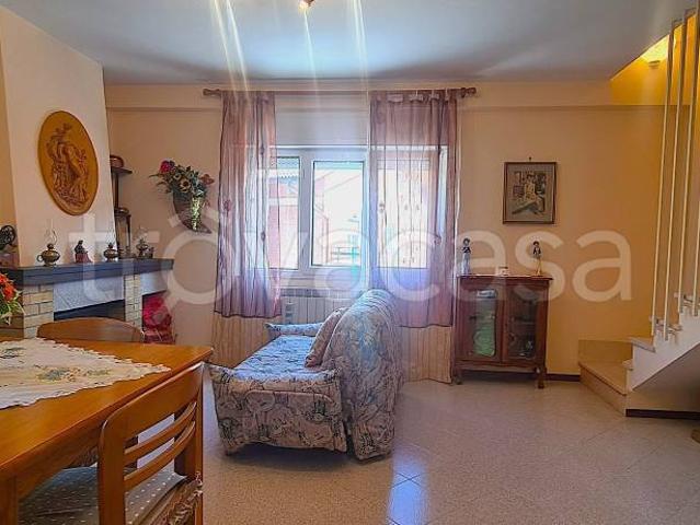 Trilocale in vendita a Scanno viale del Lago, 105