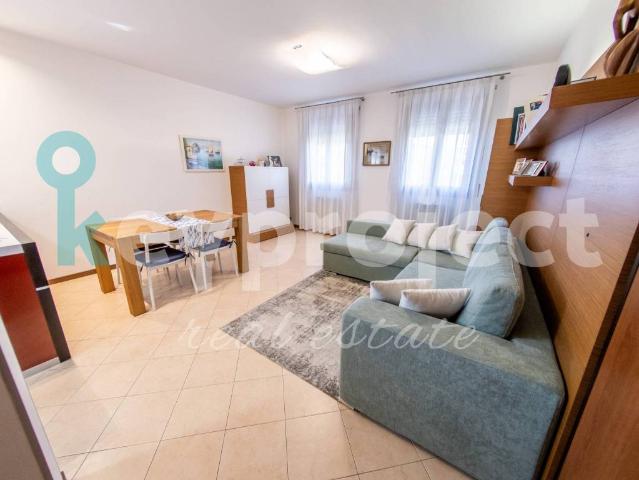 Trilocale in vendita a Selvazzano Dentro, Tencarola