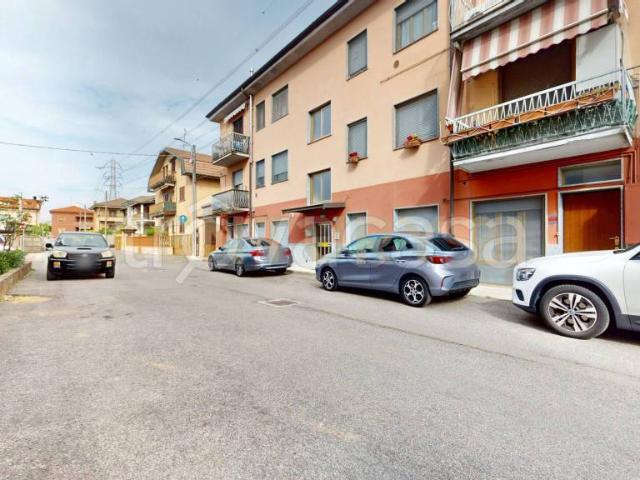 Trilocale in vendita a Senago via Bellini, 13