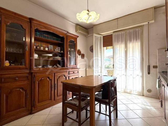 Trilocale in vendita a Sesto Fiorentino via Giovanni Berchet, 70
