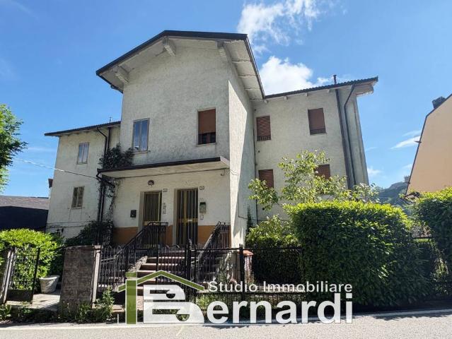 Trilocale in vendita a Sestola via delle Ville, 94