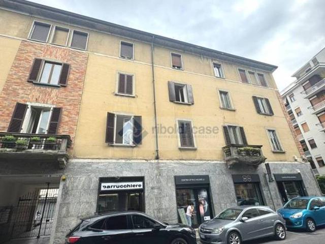 Trilocale in vendita a Seregno via Papa Giovanni XXIII, Stazione