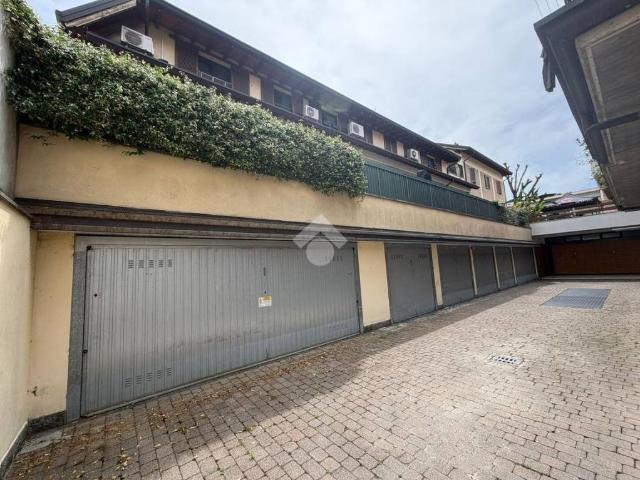 Trilocale in vendita a Settimo Milanese via silvio pellico, 26