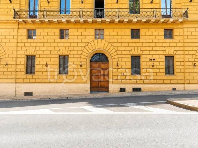 Trilocale in vendita a Siena via Garibaldi, 60, Ovile San Francesco