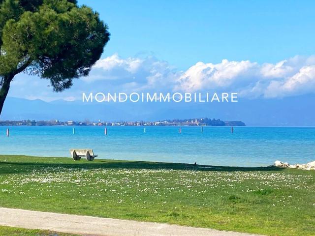 Trilocale in vendita a Sirmione via Verona