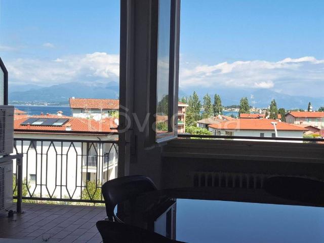 Trilocale in vendita a Sirmione via Como