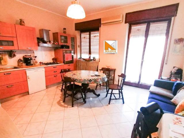 Trilocale in vendita a Siracusa viale Teracati, Santa Panagia Teracati