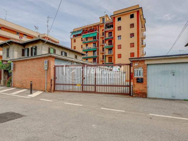 Trilocale in vendita a Somma Lombardo via Rebaglia 7