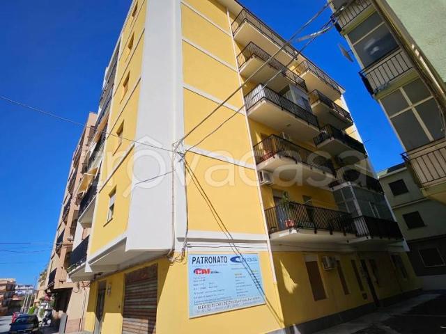 Trilocale in vendita a Spadafora
