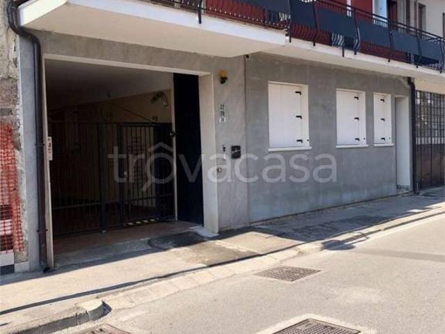 Trilocale in vendita a Taglio di Po via milite ignoto