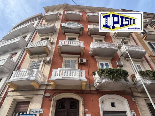 Trilocale in vendita a Taranto, Borgo