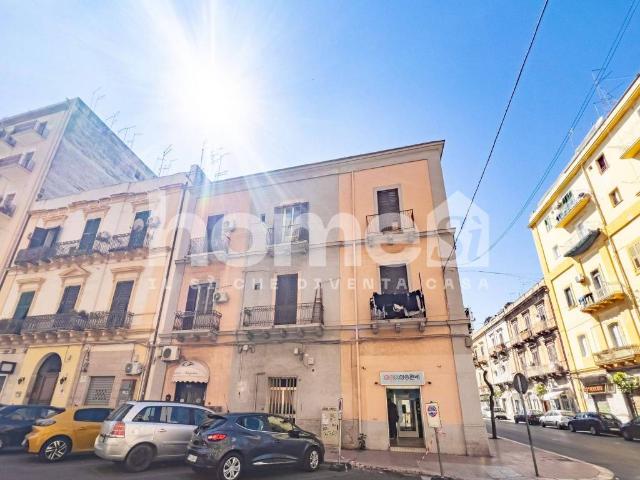 Trilocale in vendita a Taranto, Borgo