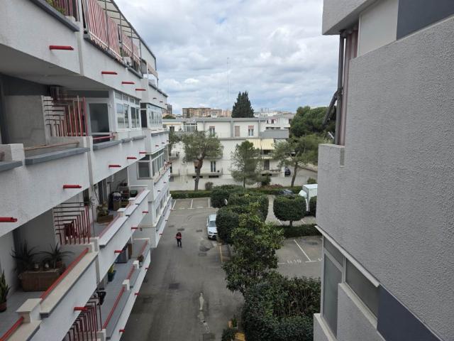 Trilocale in vendita a Taranto via lago di como 67/f
