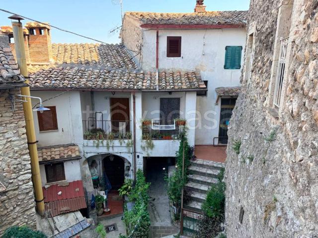 Trilocale in vendita a Terni via della Chiesa, 41, Papigno Miranda