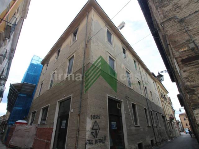Trilocale in vendita a Teramo via Torre Bruciata, 3