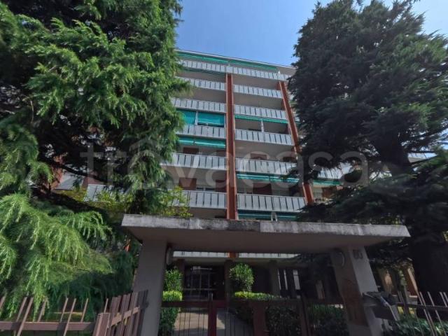 Trilocale in vendita a Torino via Chambery, 80, Pozzo Strada