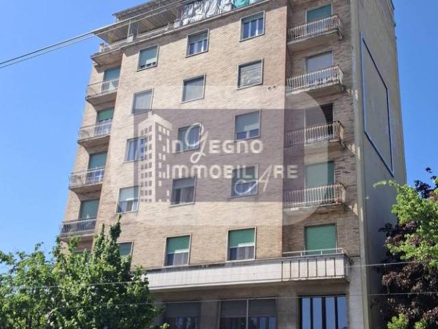 Trilocale in vendita a Torino via Bologna, 125, Barriera di Milano