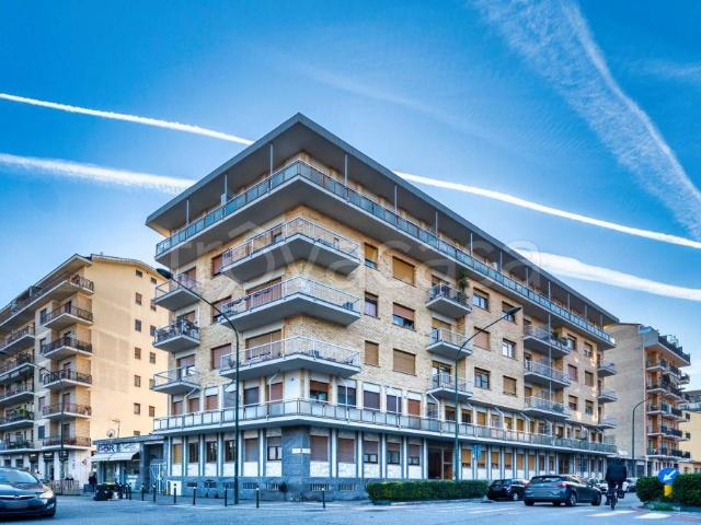 Trilocale in vendita a Torino via Boston, 121, Santa Rita