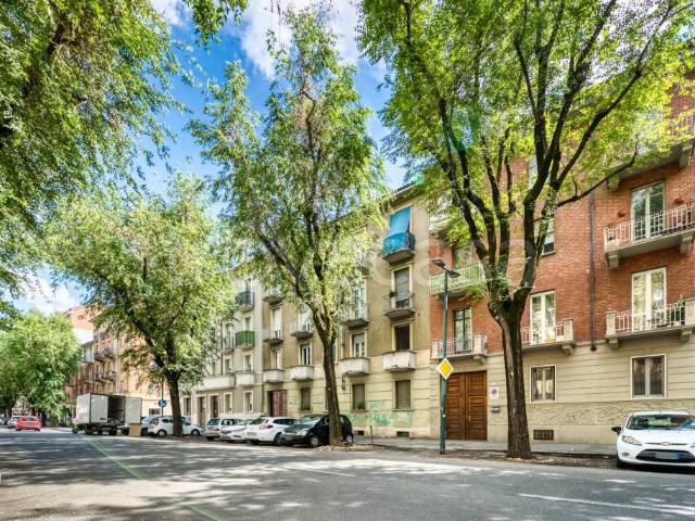 Trilocale in vendita a Torino via Breglio, 57, Borgo Vittoria