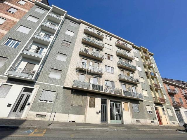 Trilocale in vendita a Torino via Fea Leonardo 5/Bis, Borgo Vittoria