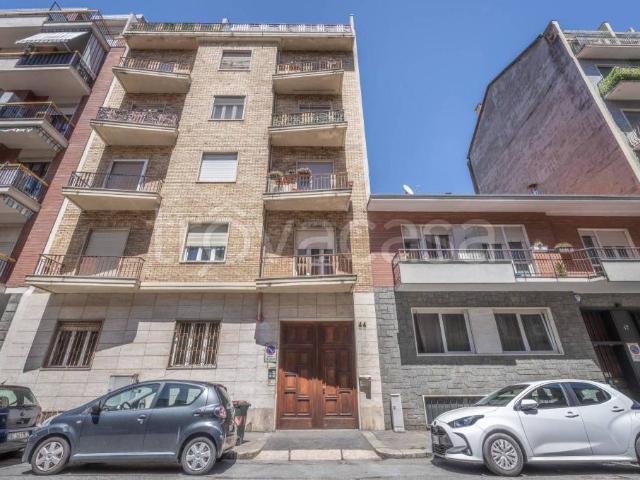 Trilocale in vendita a Torino via Frassineto, 44, Cenisia