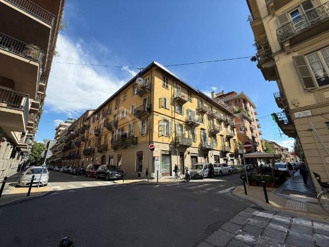 Trilocale in vendita a Torino via Ormea, 29, San Salvario Baretti