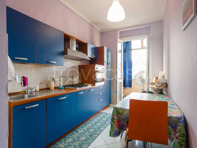 Trilocale in vendita a Torino via Monginevro, 26, Cenisia