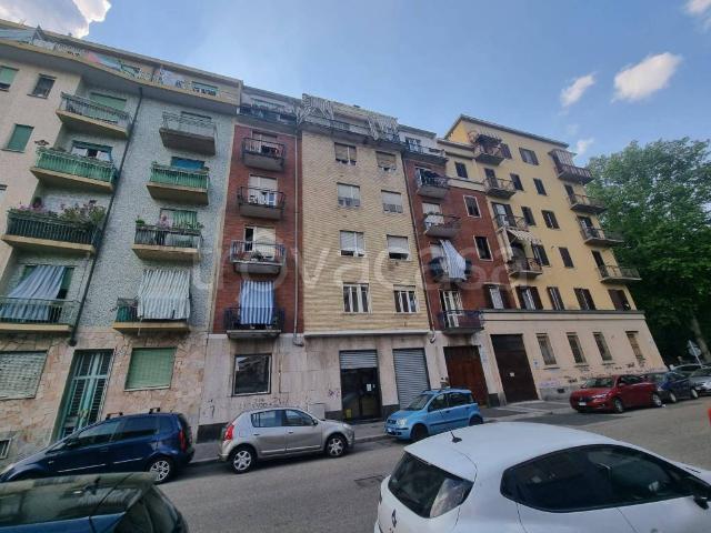 Trilocale in vendita a Torino via Santhià, 99, Barriera di Milano