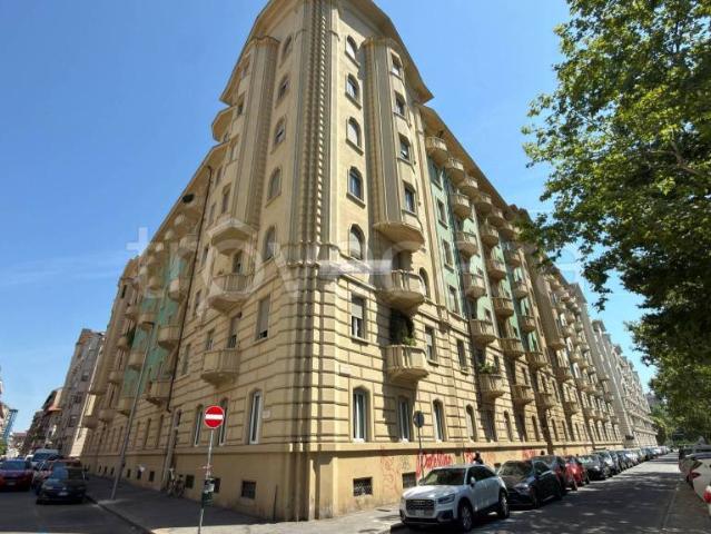 Trilocale in vendita a Torino via Rosta, 2, Campidoglio
