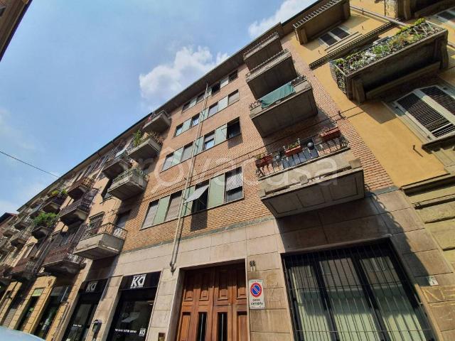 Trilocale in vendita a Torino via Vincenzo Gioberti, 66, Crocetta